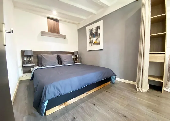 Wood Stone And Wine アパート *