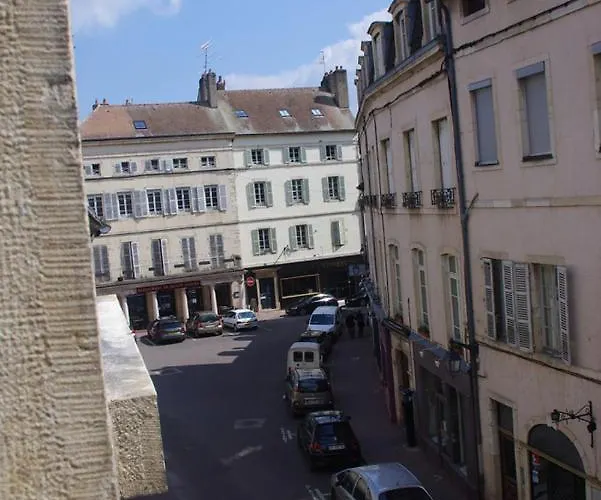 Wood Stone And Wine Бон